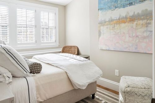 54 Pinckney St, Boston MA  02114 exterior