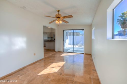 5125 Condor Dr, Tucson AZ 85742-9405 exterior