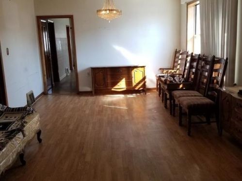 2827 Harlem Ave, Chicago IL 60634-2208 exterior