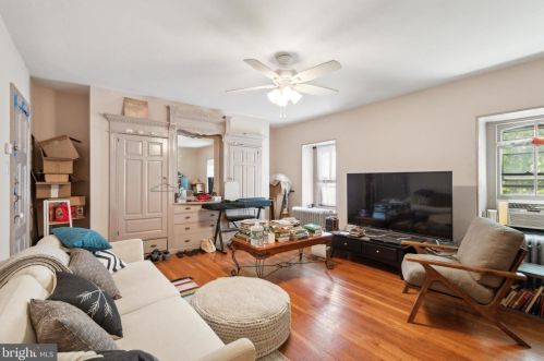 5911 Greene St, Philadelphia PA 19144-2540 exterior