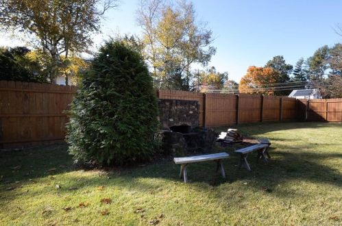 1180 Forbes St, Hartford CT 06108-3703 exterior