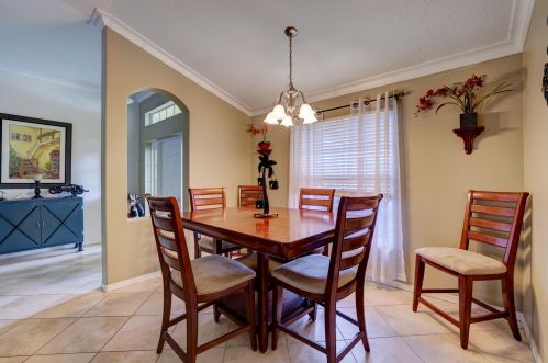 3444 Fashoda St, Fort Pierce FL 34953-4643 exterior