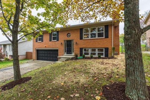 3644 Remora Dr, Lexington, KY 40517-3843