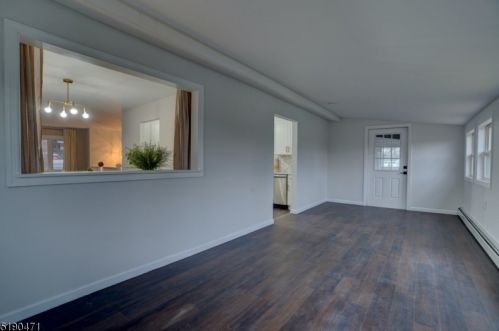 15 Normandy Cir, Hopatcong NJ  07843-1840 exterior