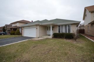 5316 Mint Julip Dr, Chicago, IL 60803-5193