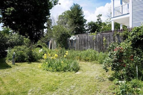 279 Main St, Torrington CT 06790-6946 exterior