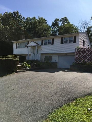 62 Russell St, Peabody, MA 01960-1118