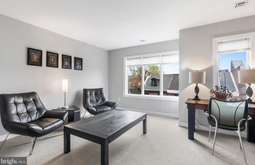 122 Christian St, Philadelphia PA 19147-3612 exterior