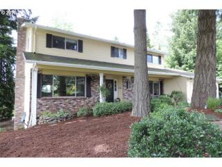 5275 Parker Ct, Salem, OR 97306-2166