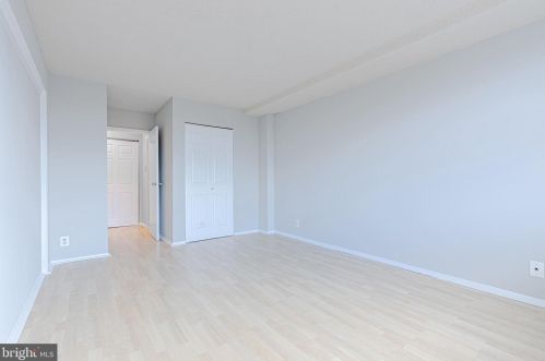 2030 Adams St, Arlington VA 22201-3749 exterior