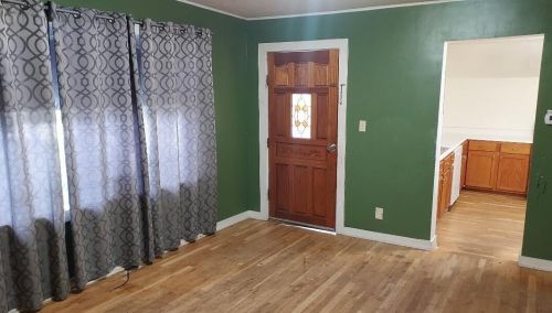 338 Lewis St, Watervliet MI 49098-9346 exterior