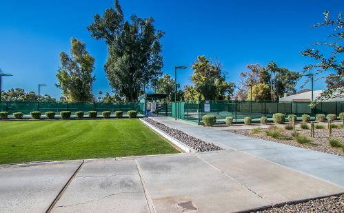 11608 51st St, Phoenix AZ 85044-5686 exterior