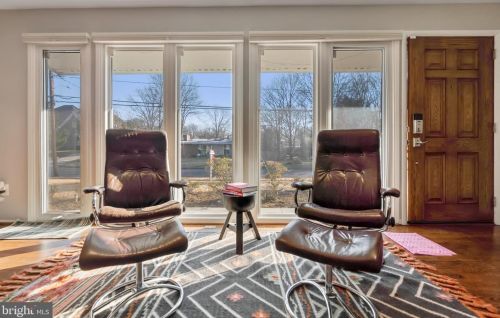 8708 Camden St, Alexandria VA 22308-2318 exterior