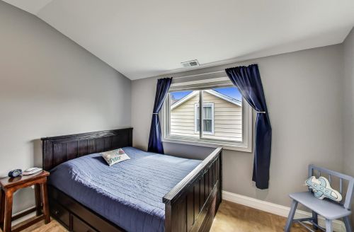 4316 Moody Ave, Chicago IL 60638-3545 exterior