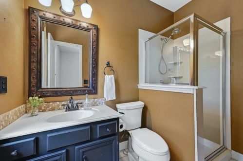 10204 Eclipse Ln, Austin TX 78739-1707 exterior