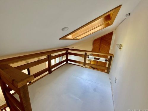 424 Trailsend Dr, Torrington CT 06790-2212 exterior