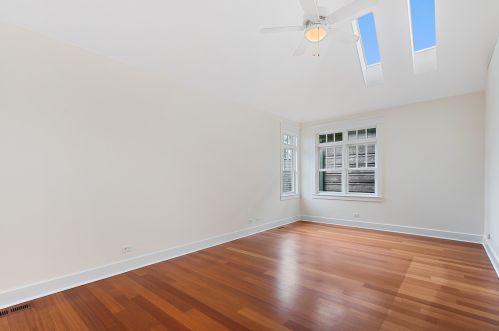 4142 Rockwell St, Chicago IL 60647-5218 exterior