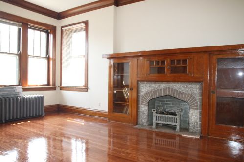 6938 Campbell Ave, Chicago IL 60645-4604 exterior