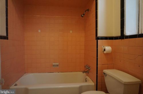 4600 Baltimore Ave, Philadelphia PA 19143-6604 exterior