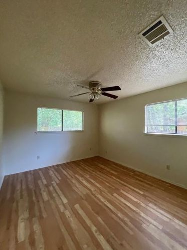 2409 Berkett Dr, Austin TX  78745-4316 exterior