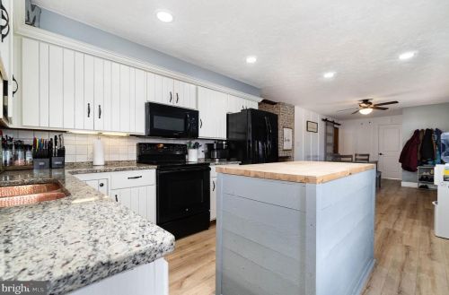 758 Bankert Rd, Hanover PA  17331-9352 exterior