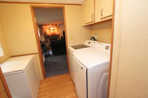 446 Courtland Ln, Meskegon MI 49442-2913 exterior