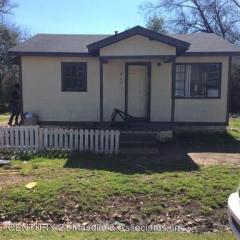 843 Lanier Ave, Jackson MS  39203-1014 exterior