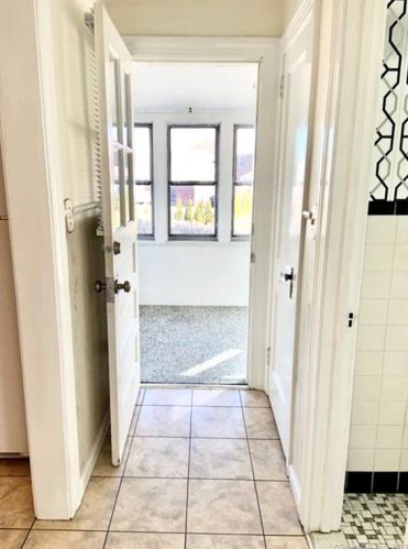 305 Mcclintock St, New Britain CT  06053-2016 exterior