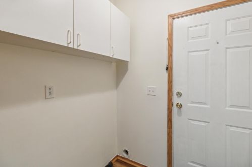 8649 12 St, Kalamazoo MI 49009-9085 exterior