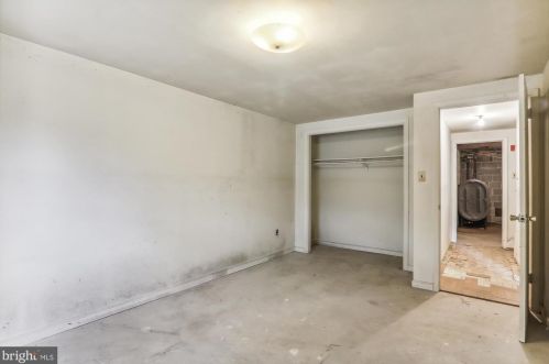 211 Ednor Rd, Silver Spring MD 20905-5134 exterior