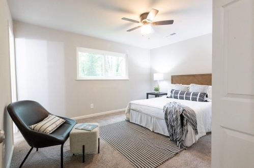 2957 Eleanor Ter, Atlanta GA  30318-6078 exterior