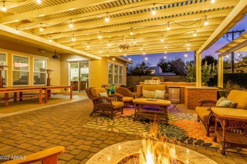 5310 2nd St, Phoenix AZ 85085-7756 exterior