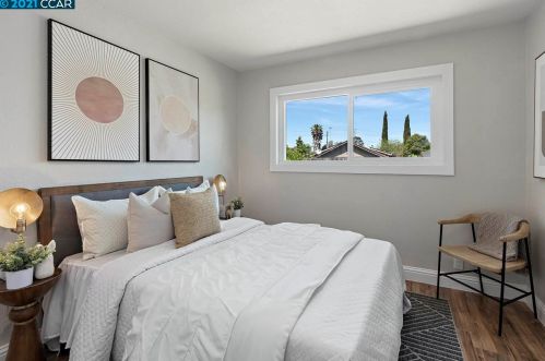 1325 Linden Dr, Concord CA  94520-4017 exterior