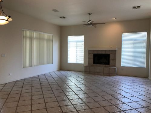 6806 39th Pl, Phoenix AZ  85042-6201 exterior