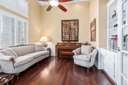 3006 Barton Pt Dr, Austin TX 78733-6322 exterior