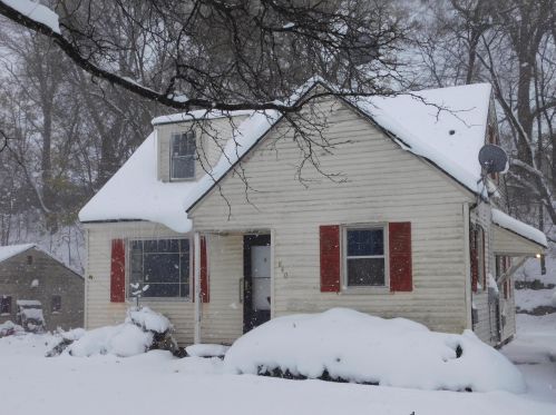 840 Palmer Ave, Kalamazoo, MI 49001-3858