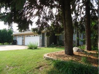 2309 Montana Ave, Saint Paul MN  55119-7172 exterior