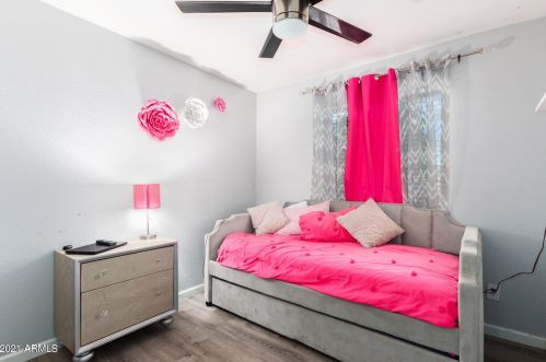 2628 46 Ave, Phoenix AZ 85031-3720 exterior