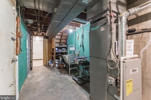 1232 Elson Rd, Chester PA 19015-1920 exterior