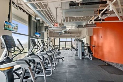 1530 State St, Chicago IL  60605-2964 exterior