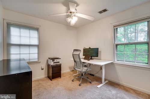 6263 Gentle Ln, Alexandria VA 22310-2260 exterior