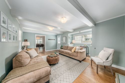 185 87 St, Milwaukee WI 53227-1717 exterior