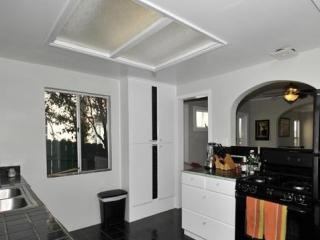 1911 Scott Ave, Los Angeles CA  90026-2539 exterior