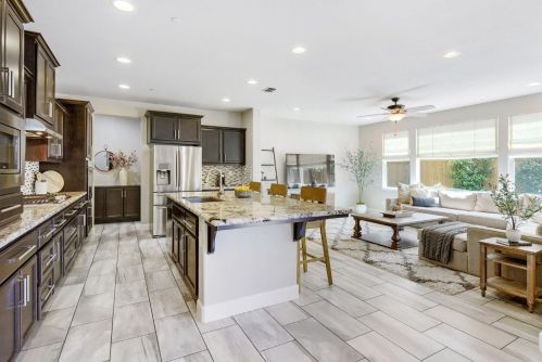 2994 Beatty Dr, Folsom CA  95762-7000 exterior