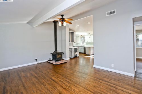 3048 Ponderosa Dr, Concord, CA 94520-1635