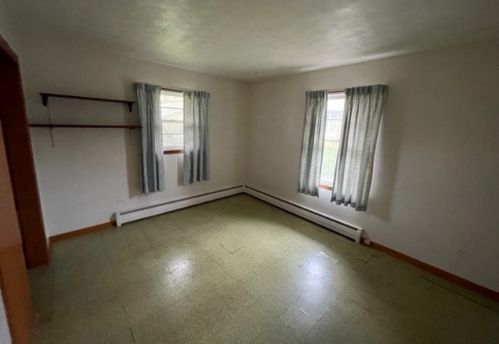 410 Burton St, Waukegan IL 60085-3514 exterior