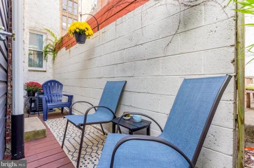 1131 Catharine St, Philadelphia PA 19143-2615 exterior