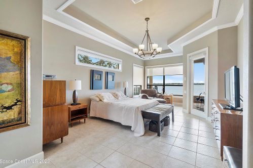 2275 Tropical Trl, Merritt Island FL 32952-4103 exterior