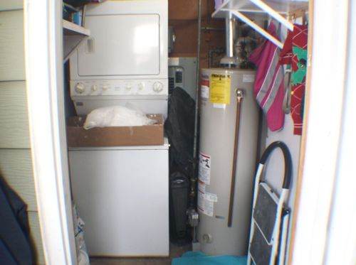 452 Everett Ave, Bull Valley IL 60014-7121 exterior