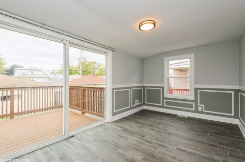 2812 75 Ave, Chicago IL 60707-1429 exterior